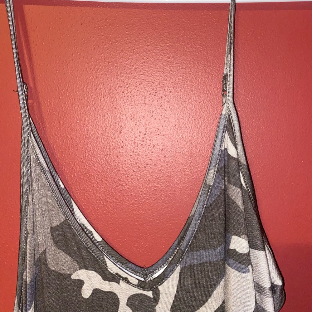 Zenana Small Maxi dress with pockets. Spaghetti straps V-Neck Camouflage